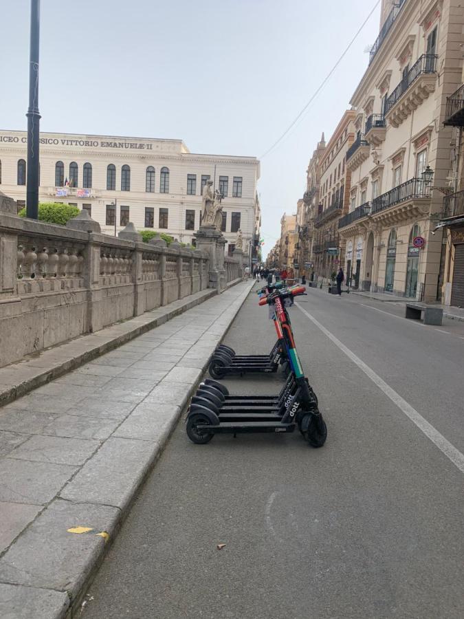 Suite Alla Cattedrale パレルモ エクステリア 写真