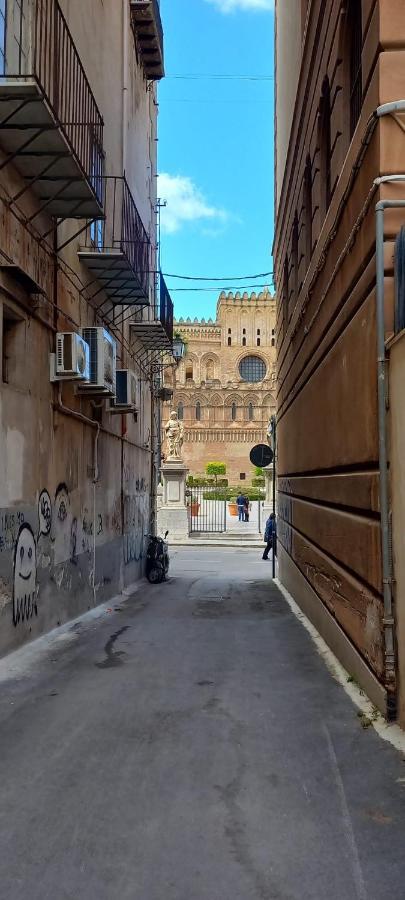 Suite Alla Cattedrale パレルモ エクステリア 写真